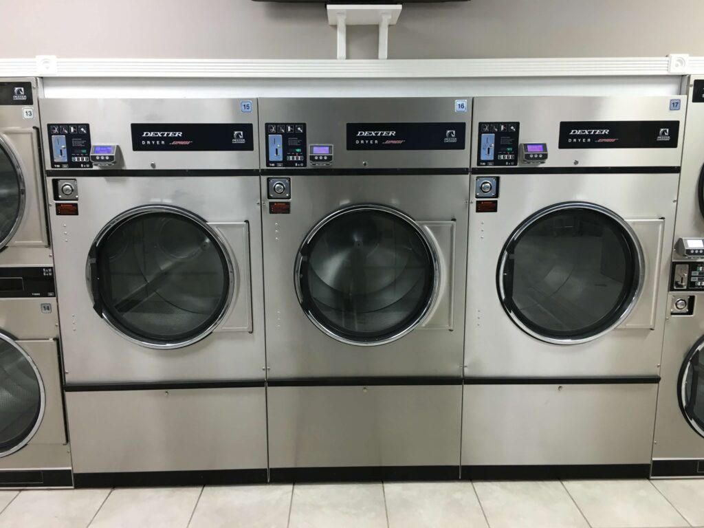 Large-capacity washers for comforters and bulky items